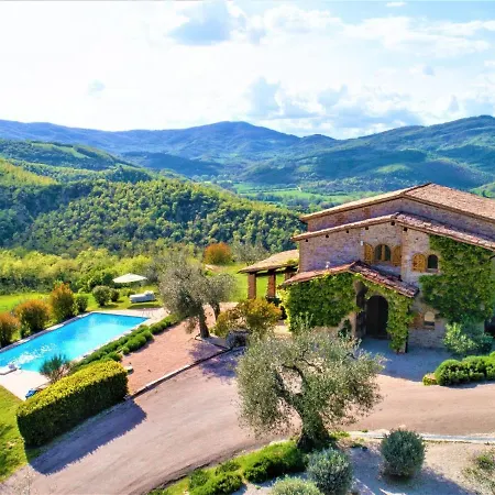 Beautiful In With Pool * San Giovanni del Pantano